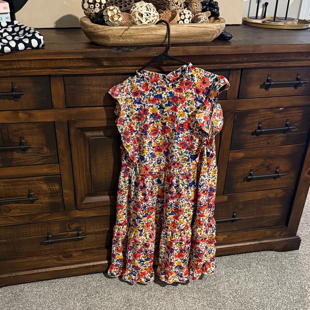 Jodifil Dress Sz Small 
Floral Multicolor